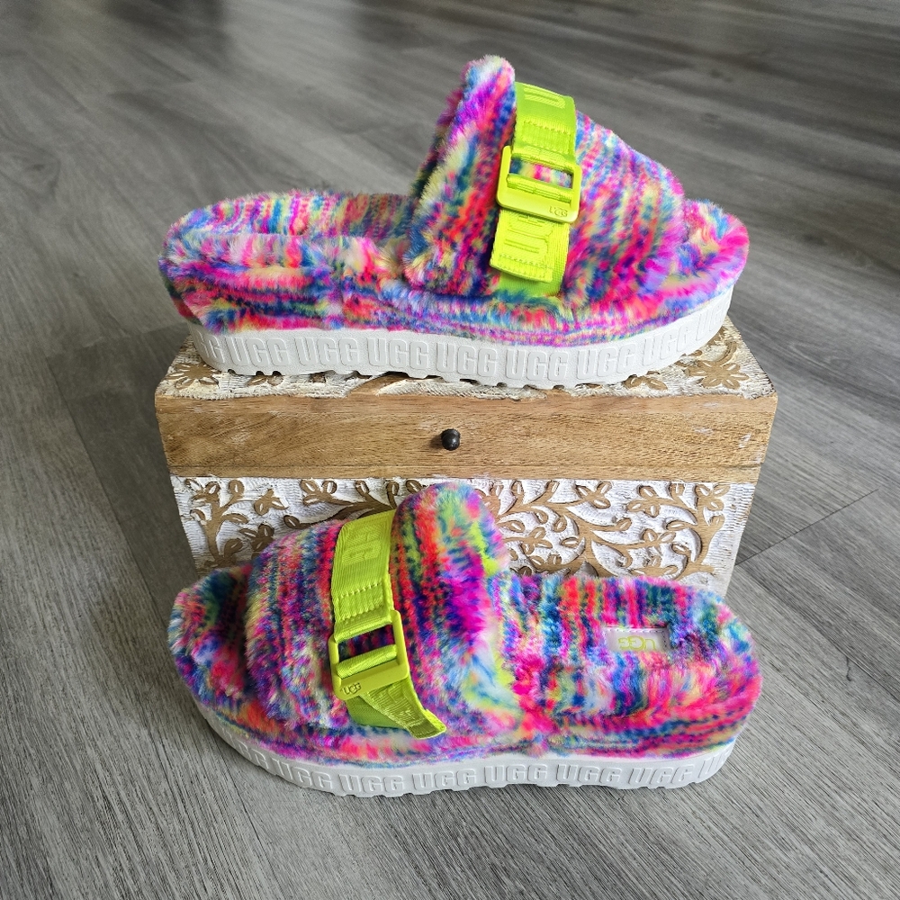 UGG Fluffita Pixelate Platform Slippers